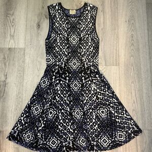 Torn by Ronny Kobo Size Medium Gamma Pop Sweater Dress Blue White Stretch